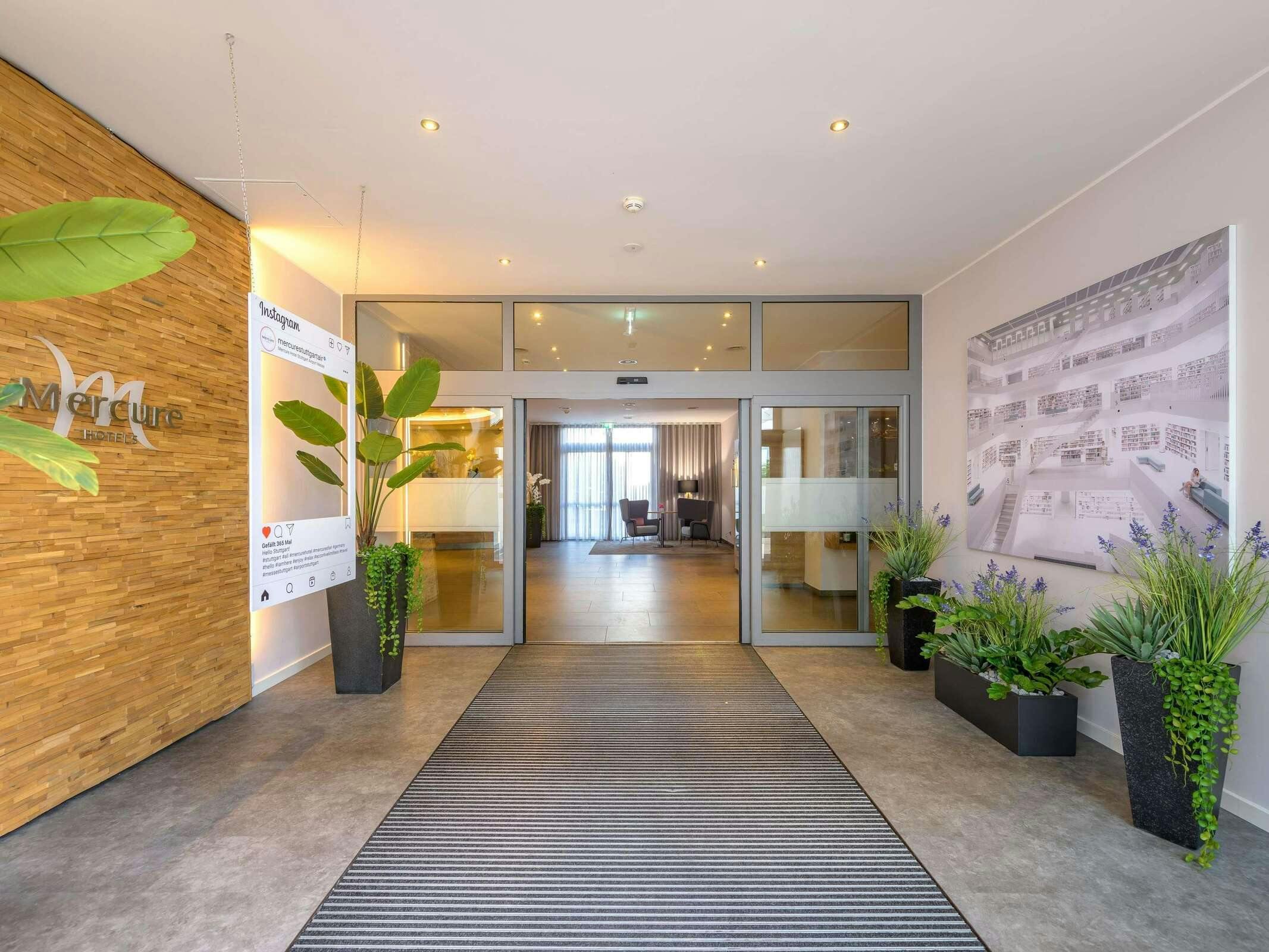 Hotel Mercure Hotel Stuttgart Airport Messe photo 1