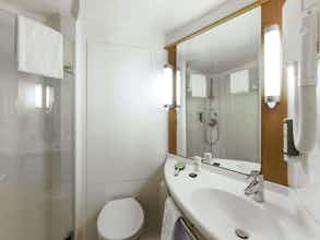 Hotel Ibis Zurich Adliswil photo 5