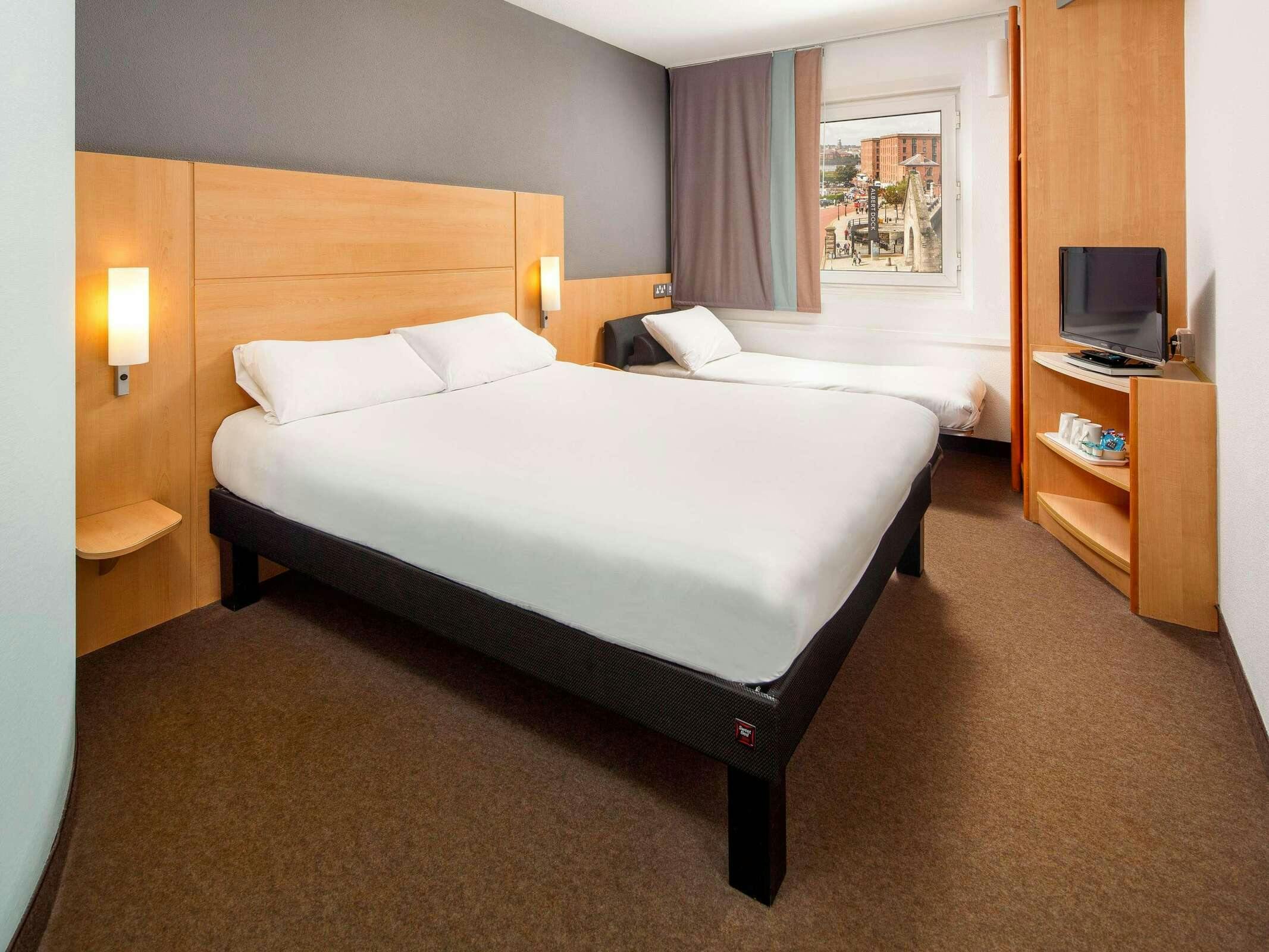 Hotel Ibis Liverpool Centre Albert Dock Liverpool One photo 4