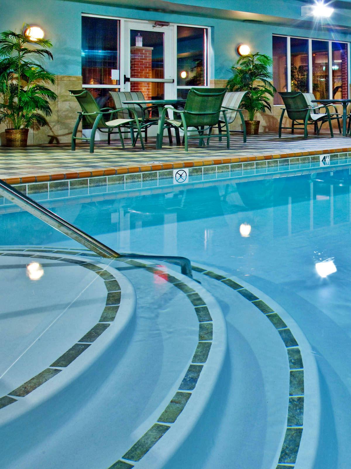 Hotel Holiday Inn Express Hotel & Suites Urbana Champaign photo 5