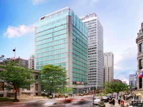 Hotel Sofitel Montreal Golden Mile photo 4