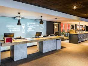 Hotel Ibis Leeds Centre Marlborough Street photo 1
