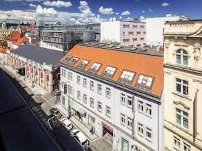 Hotel Ibis Praha Old Town photo 1