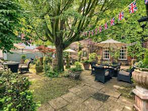 Hotel Mercure Salisbury White Hart Hotel & Apartments photo 3