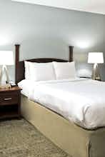 Hotel Staybridge Suites Charlotte Ballantyne photo 1