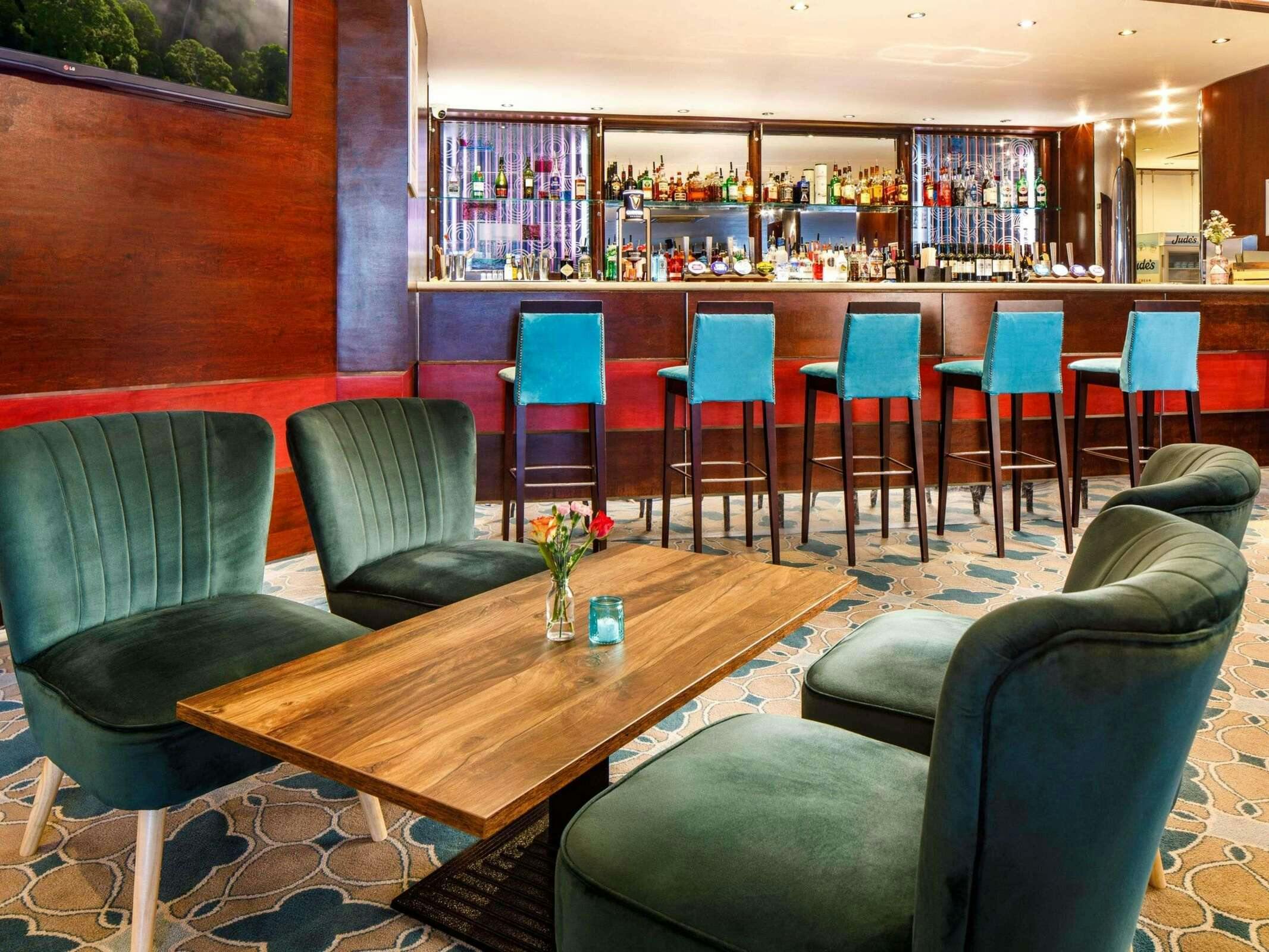 Hotel Mercure Chester Abbots Well Hotel photo 1