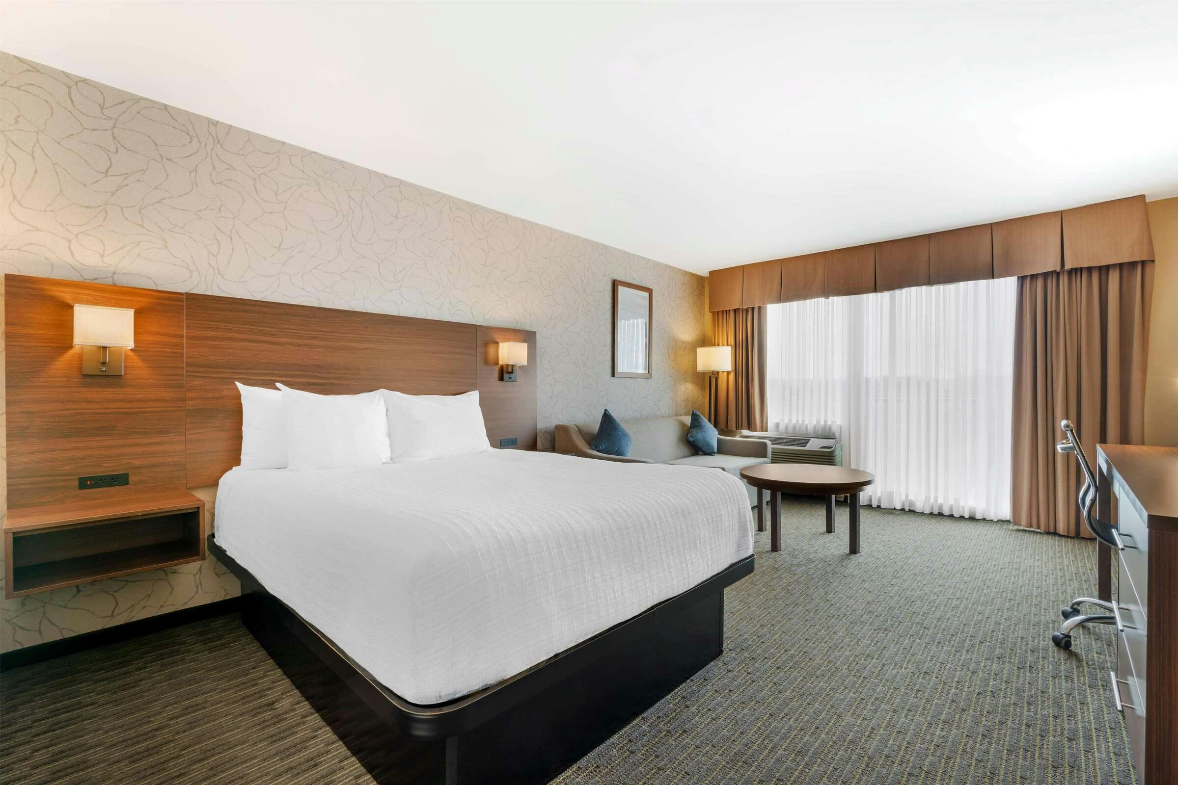 Best Western Plus Mission City Lodge