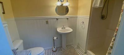James Place Inn