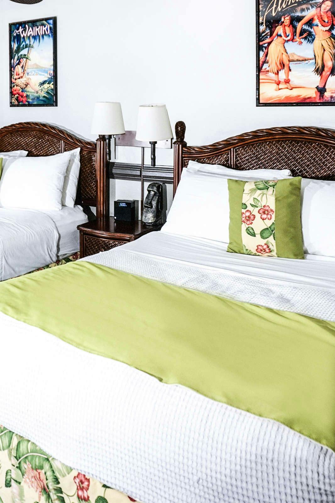 Hotel Caliente Tropics Hotel photo 3