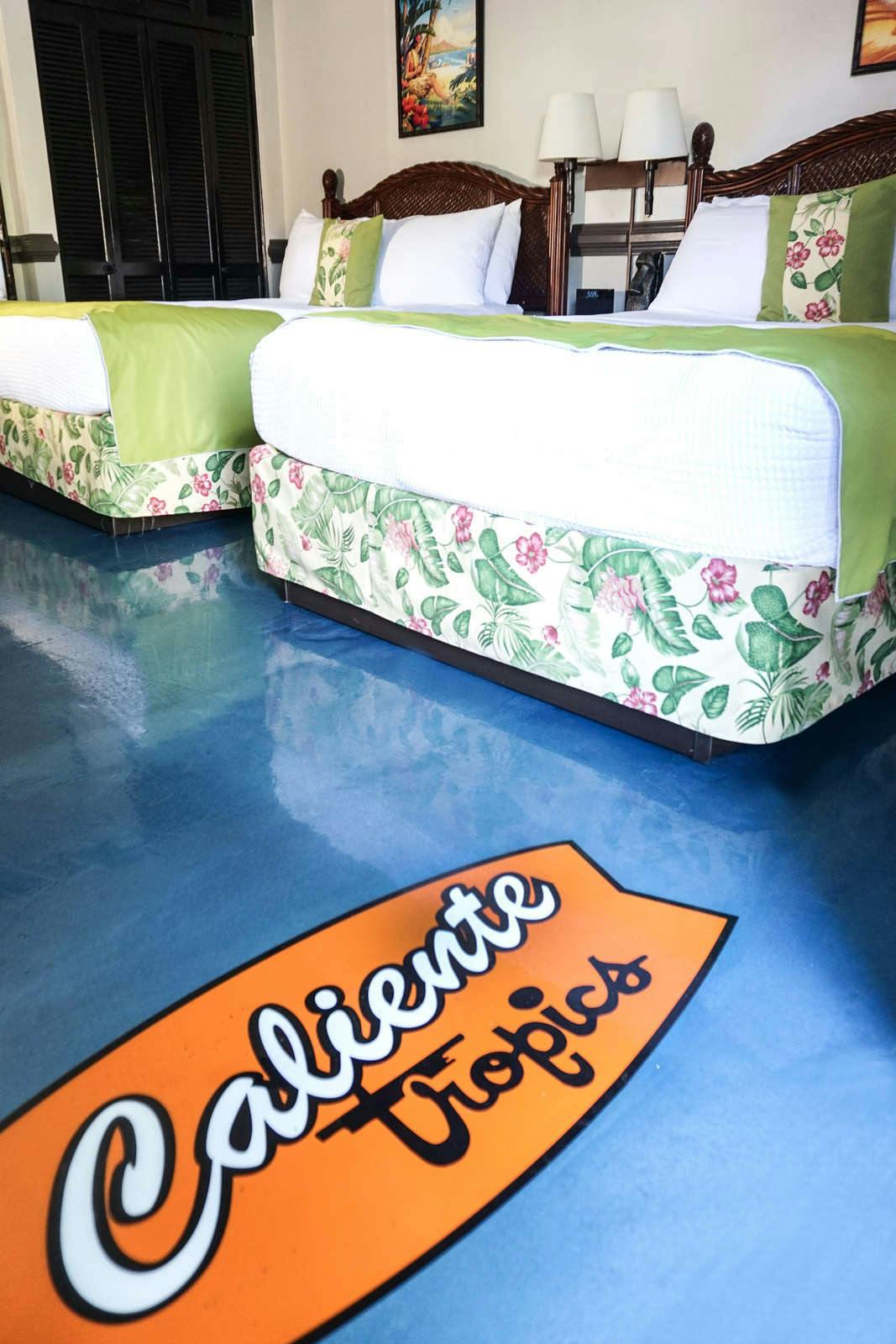 Hotel Caliente Tropics Hotel photo 5