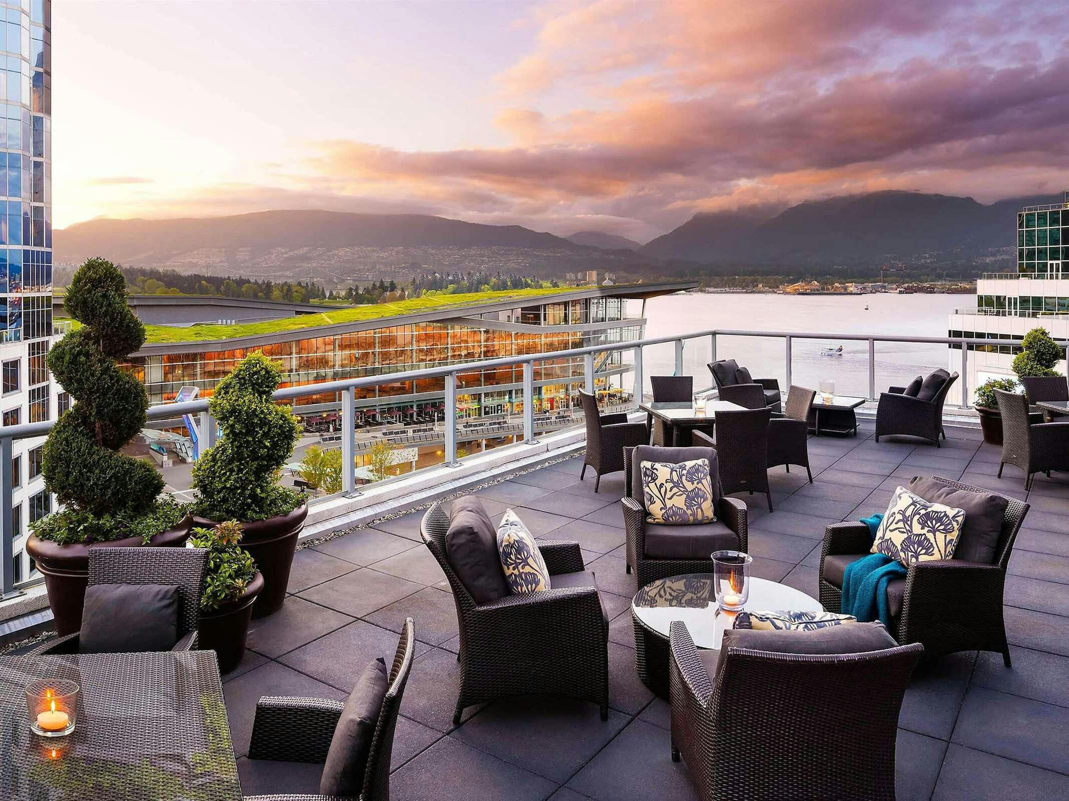 Hotel The Fairmont Waterfront photo 4