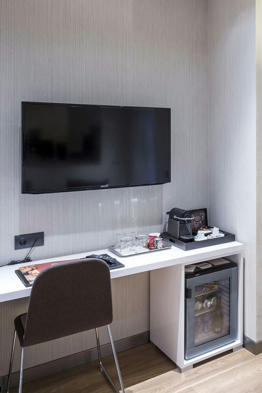 Hotel Catalonia Diagonal Centro photo 3