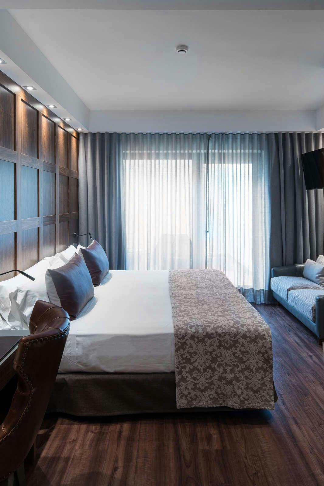 Hotel Catalonia Plaza Cataluña photo 5