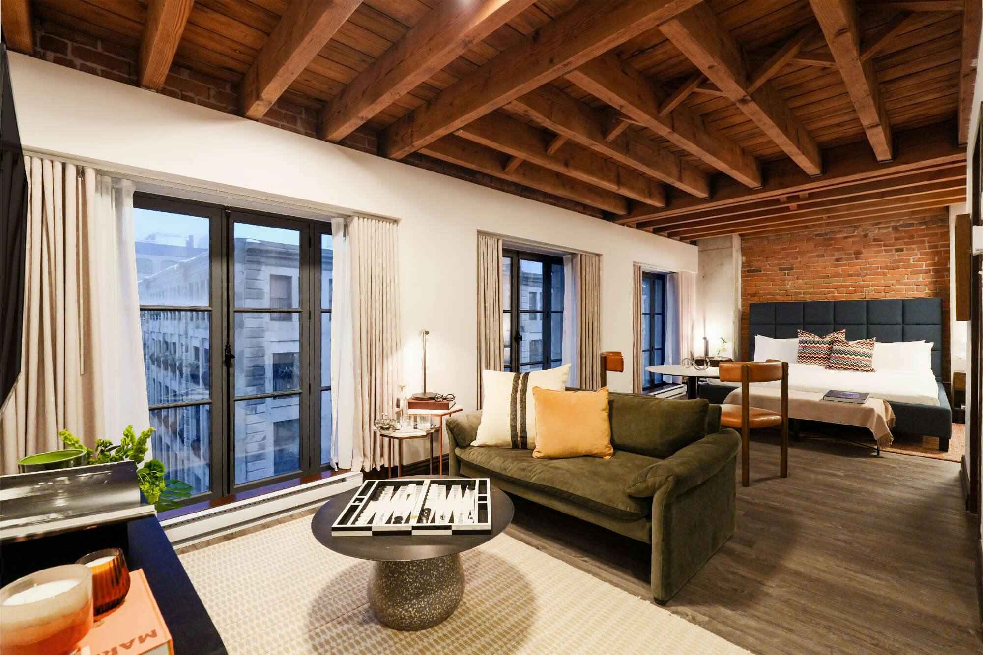 Bresoles Hotel