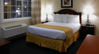 Best Inn & Suites