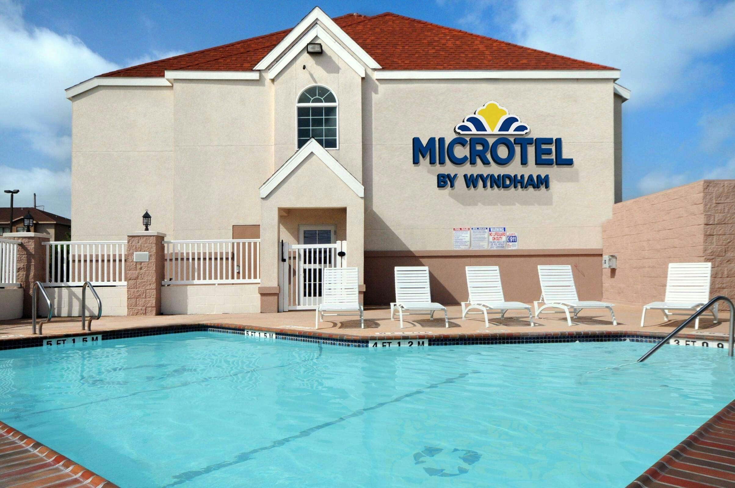 Hotel Microtel Aransas Pass photo 2