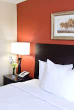 Hotel MainStay Suites photo 2