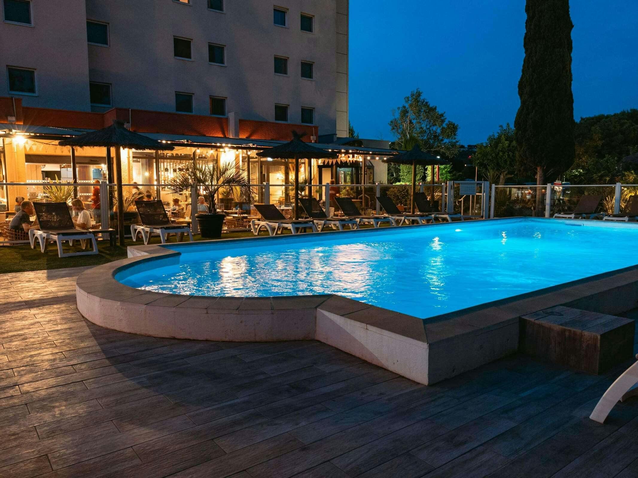 Hotel Ibis Marseille Provence Aéroport photo 2