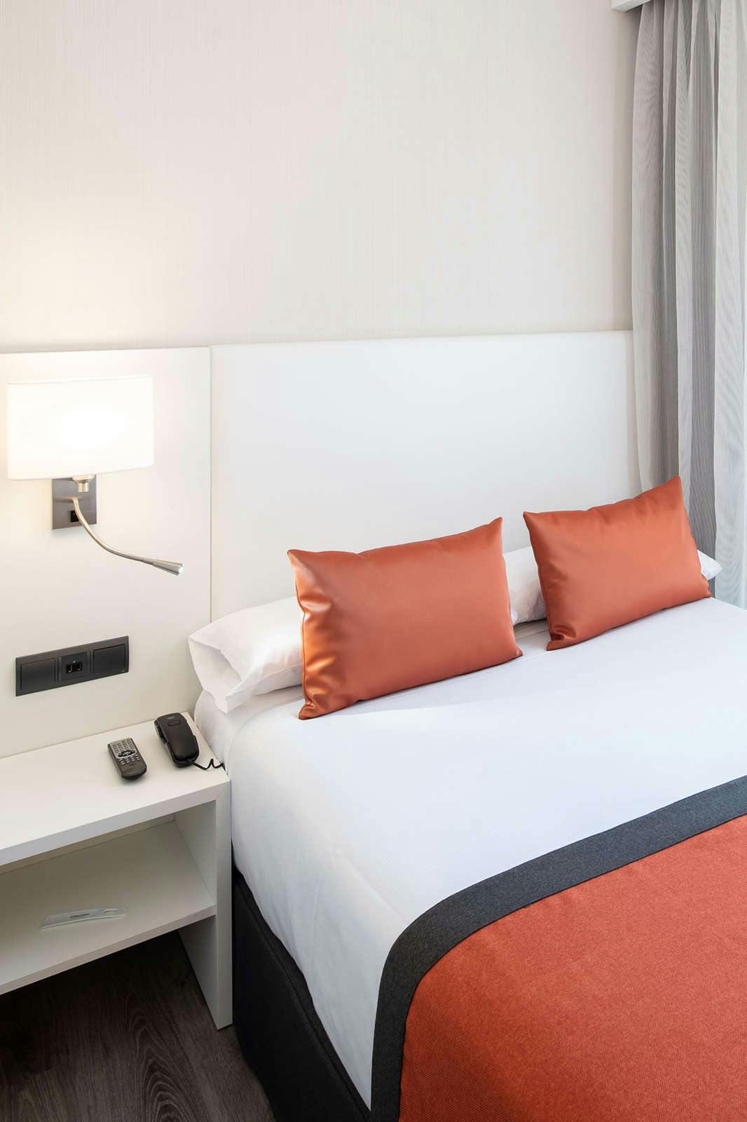 Hotel Catalonia Bristol photo 2