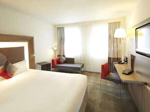 Hotel Novotel Mechelen Centrum photo 4