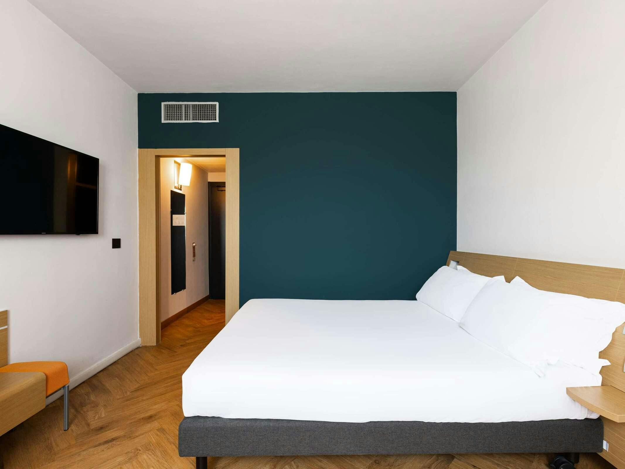 Hotel Novotel Caserta Sud photo 4