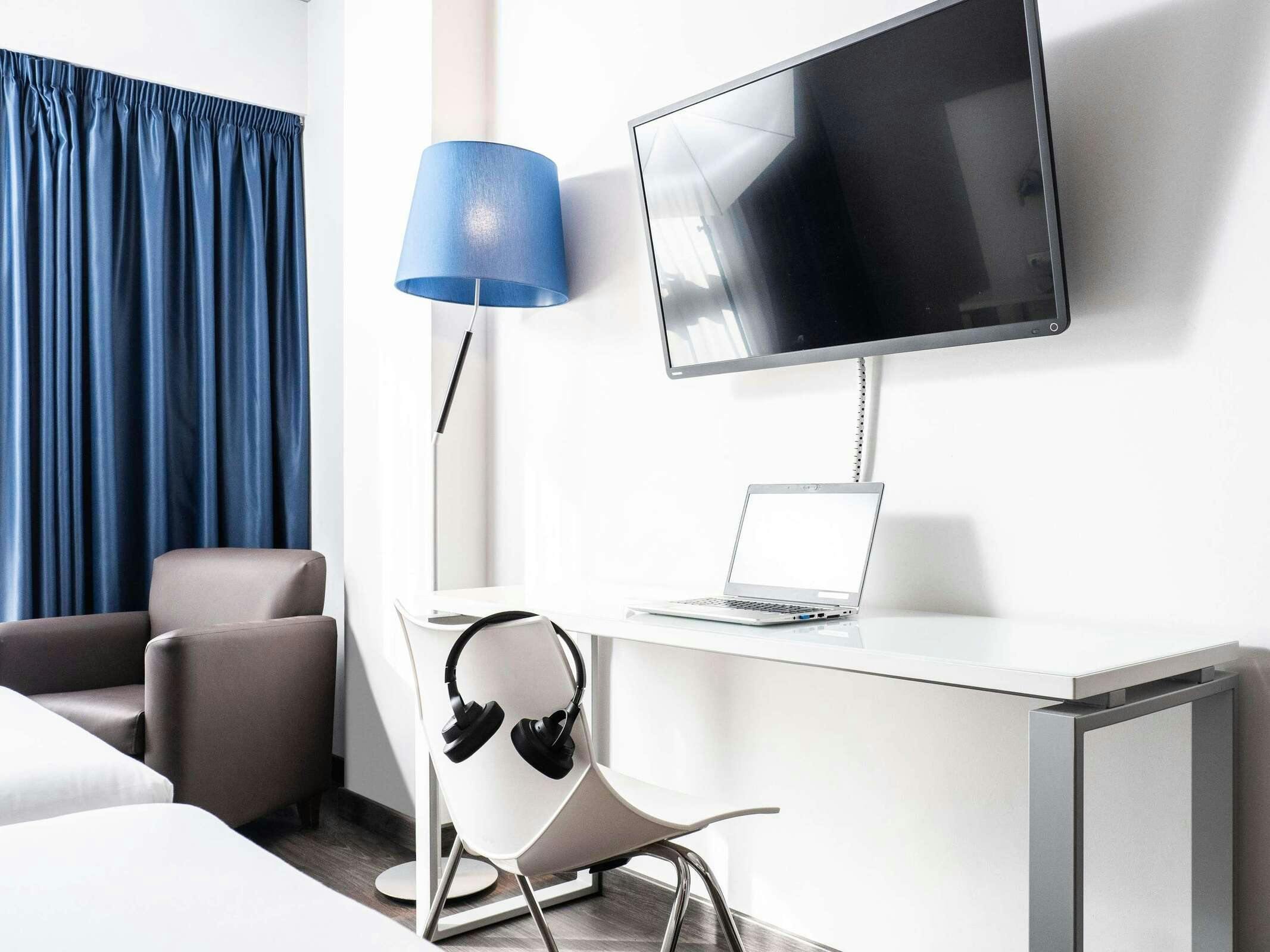 Hotel Ibis Styles A Coruna photo 2