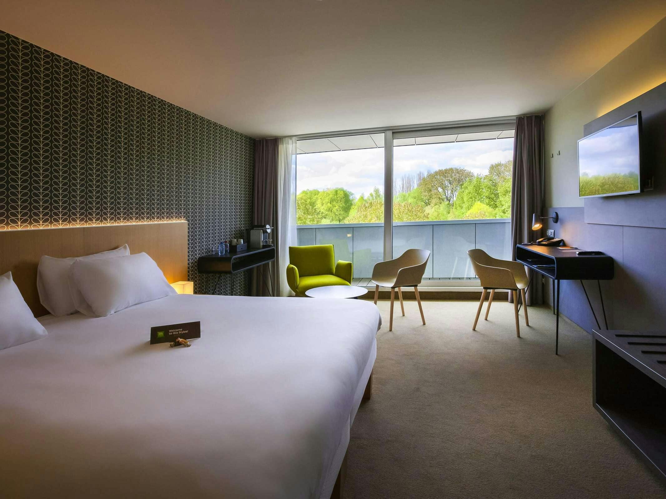 Hotel Ibis Styles Kortrijk Expo photo 2