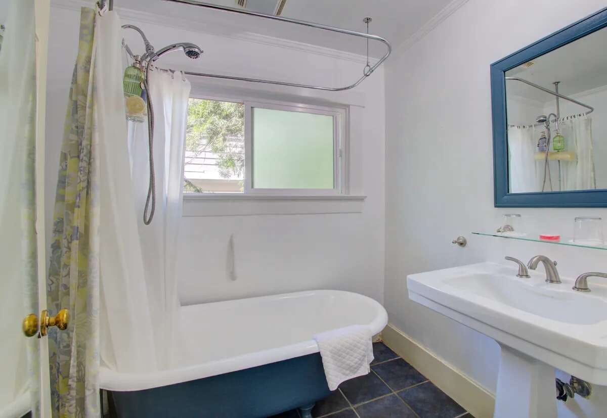 Secret Garden Inn and cottages