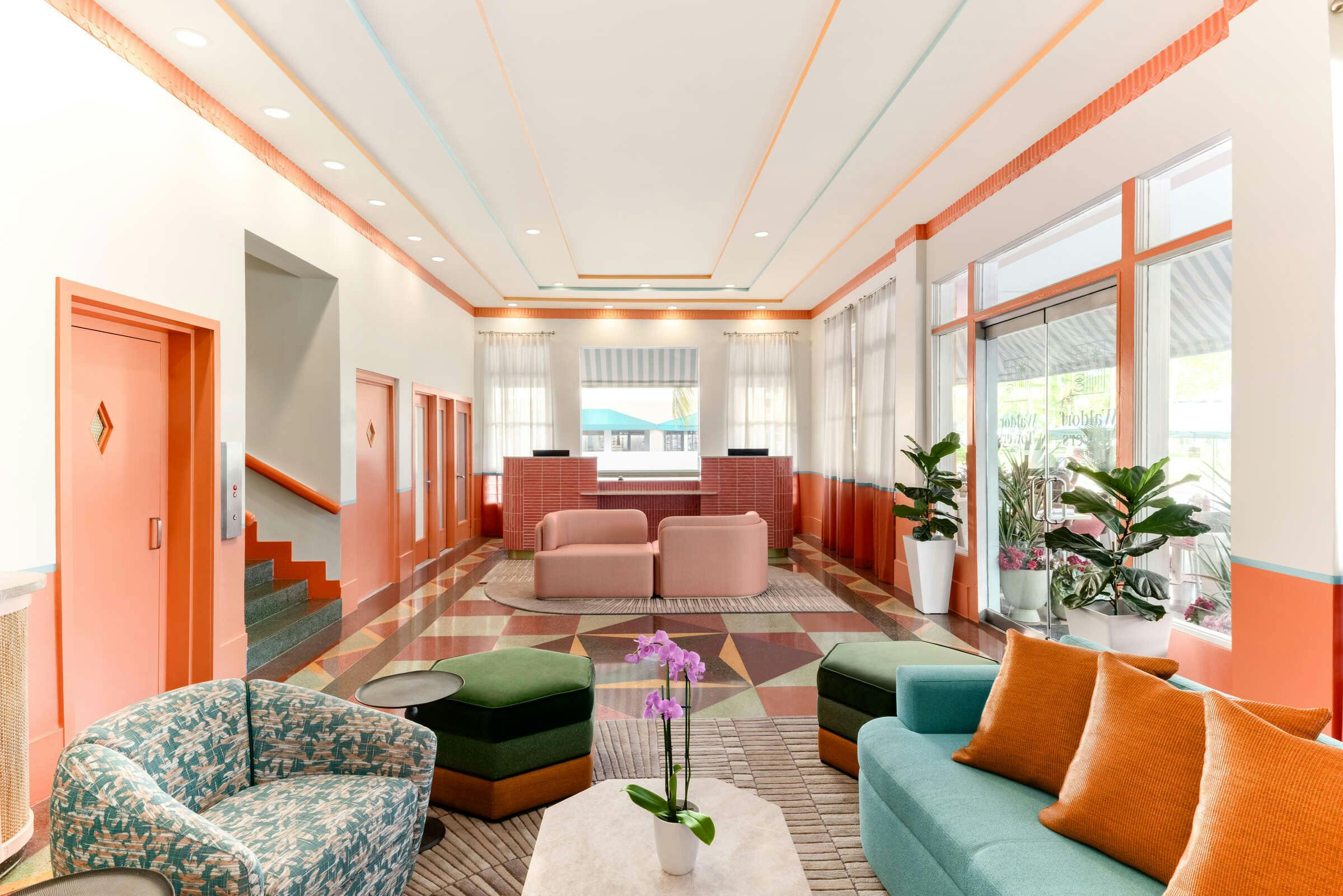 Hotel Waldorf Towers photo 1