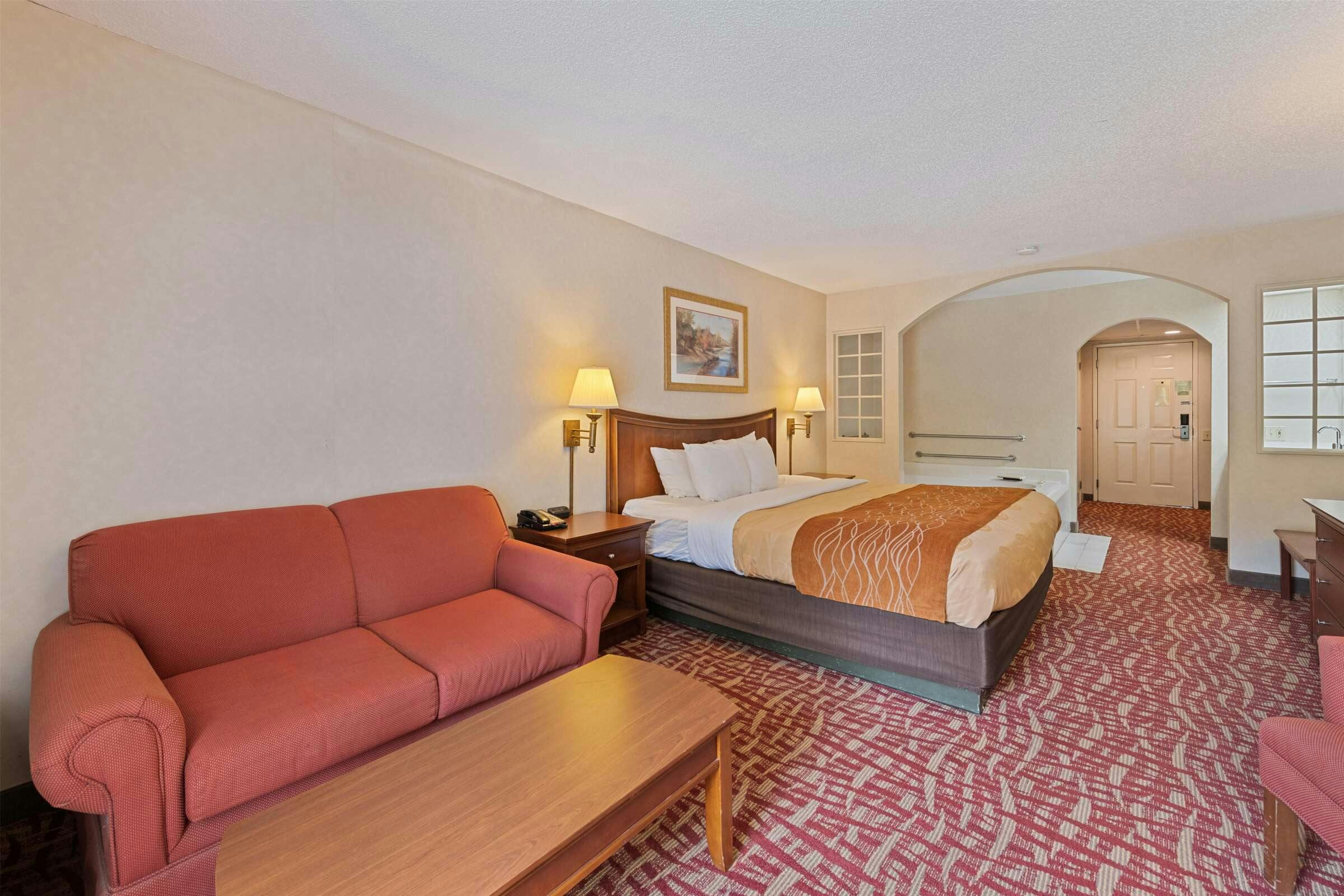 Hotel Sure Stay By Best Western Cherokee On The River photo 2