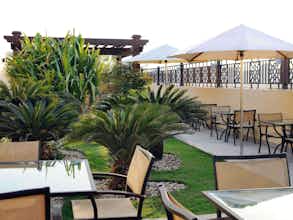 Hotel MOVENPICK AL MAMZAR photo 3