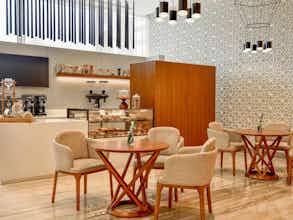 Hotel GRAND MERCURE DUBAI AIRPORT photo 1