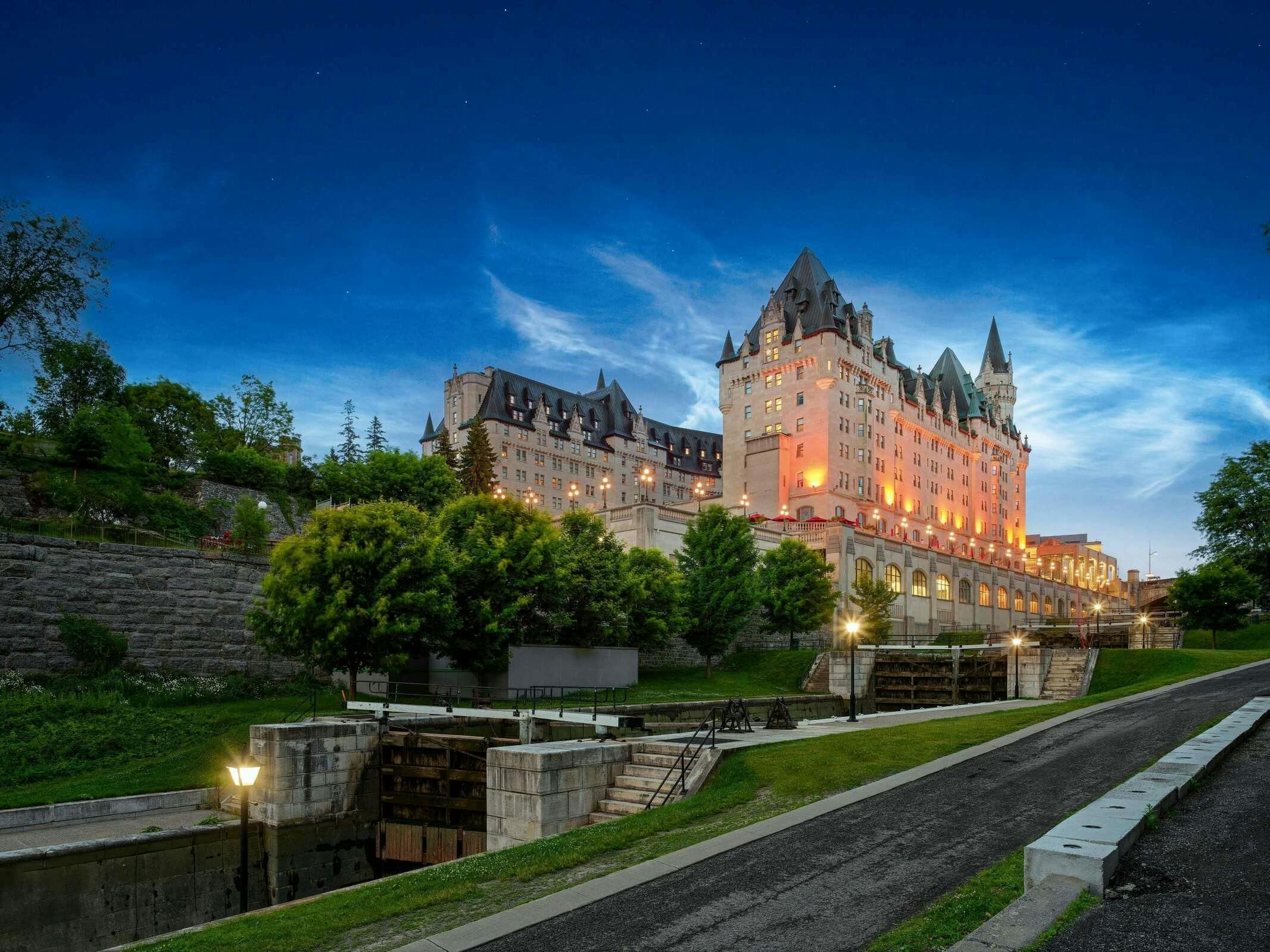 Hotel Fairmont Château Laurier photo 1