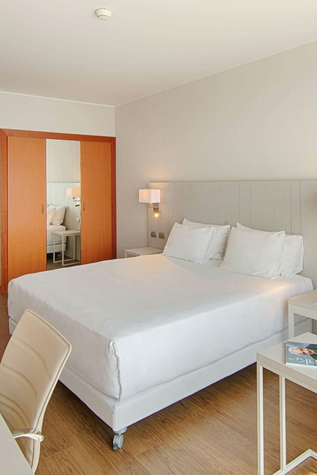 Hotel NH Lecco Pontevecchio photo 2