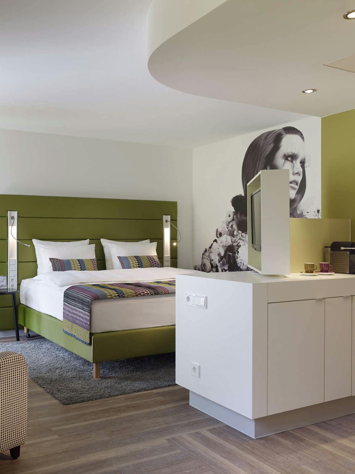 Hotel Hotel Indigo Düsseldorf - Victoriaplatz photo 1