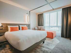Hotel Novotel Lens Noyelles photo 3