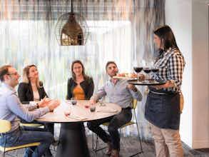 Hotel Novotel Valenciennes photo 2