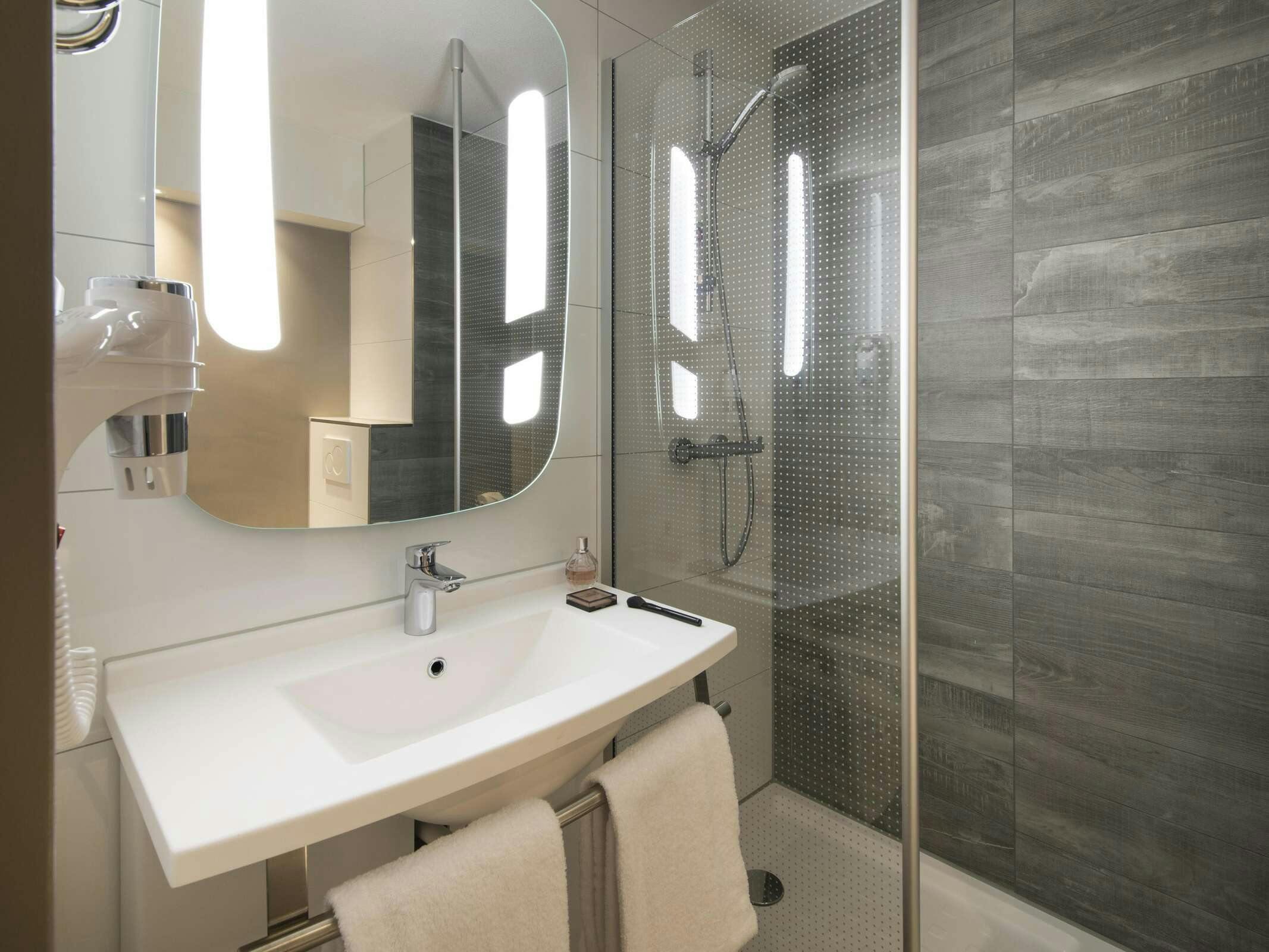 Hotel Ibis Tilburg photo 2