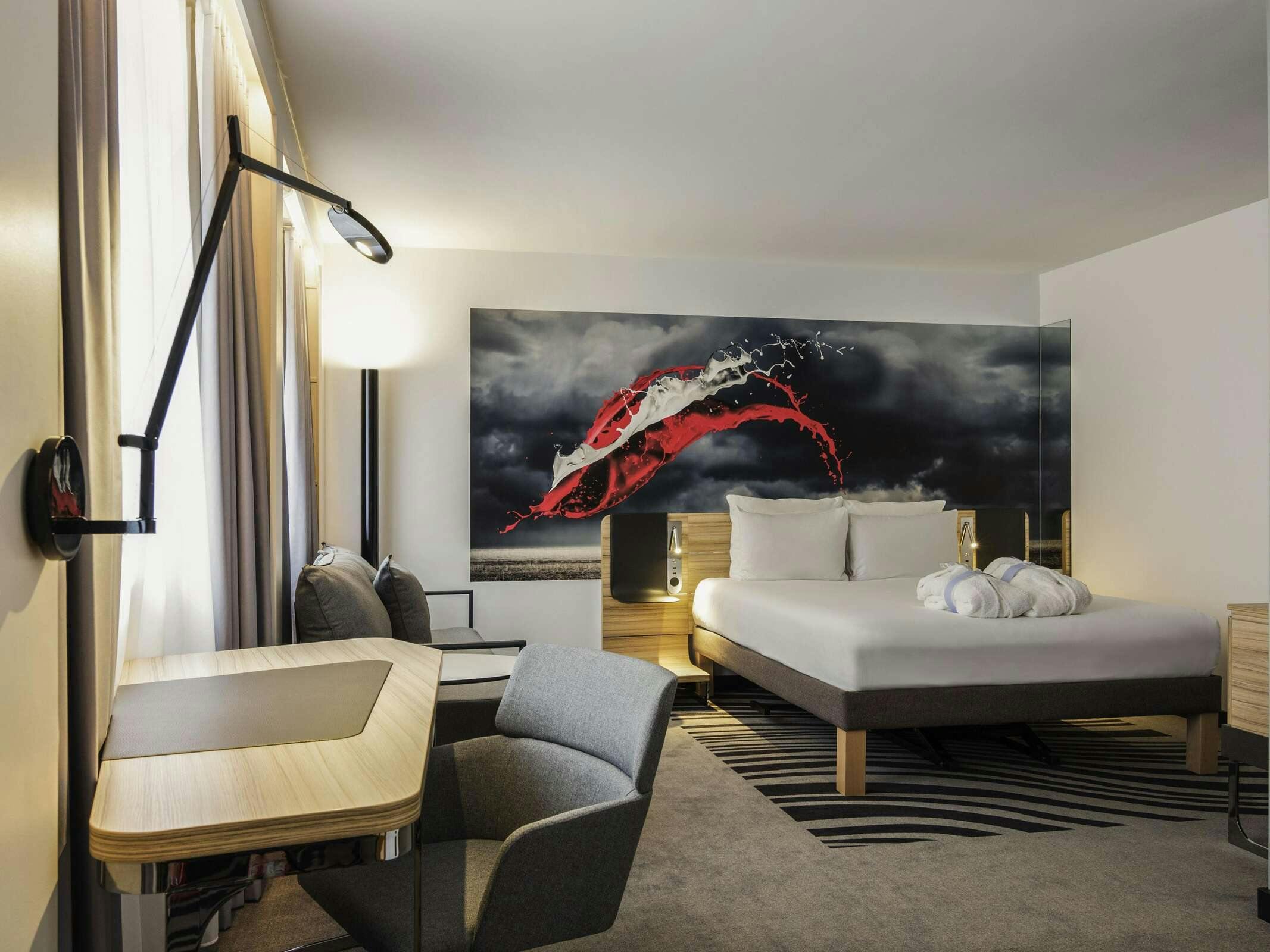 Hotel Novotel Den Haag City Centre photo 2