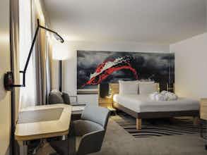 Hotel Novotel Den Haag City Centre photo 2