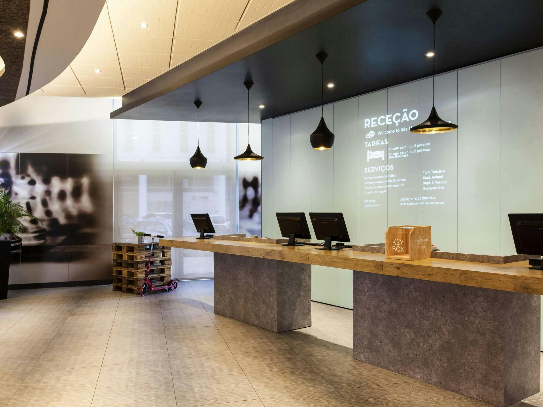 Hotel Ibis Lisboa Jose Malhoa photo 1