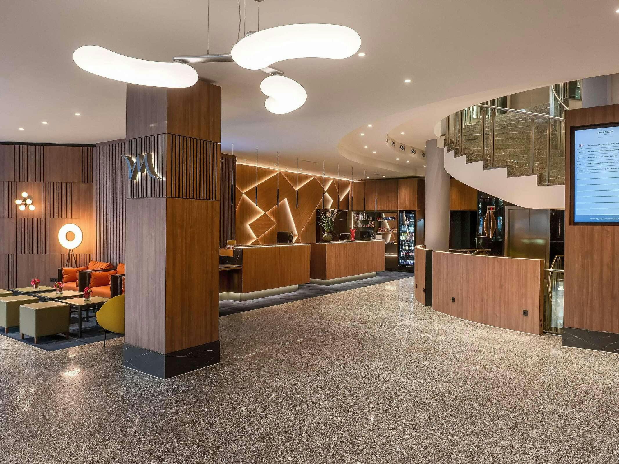 Hotel Mercure Hotel Berlin Tempelhof photo 1