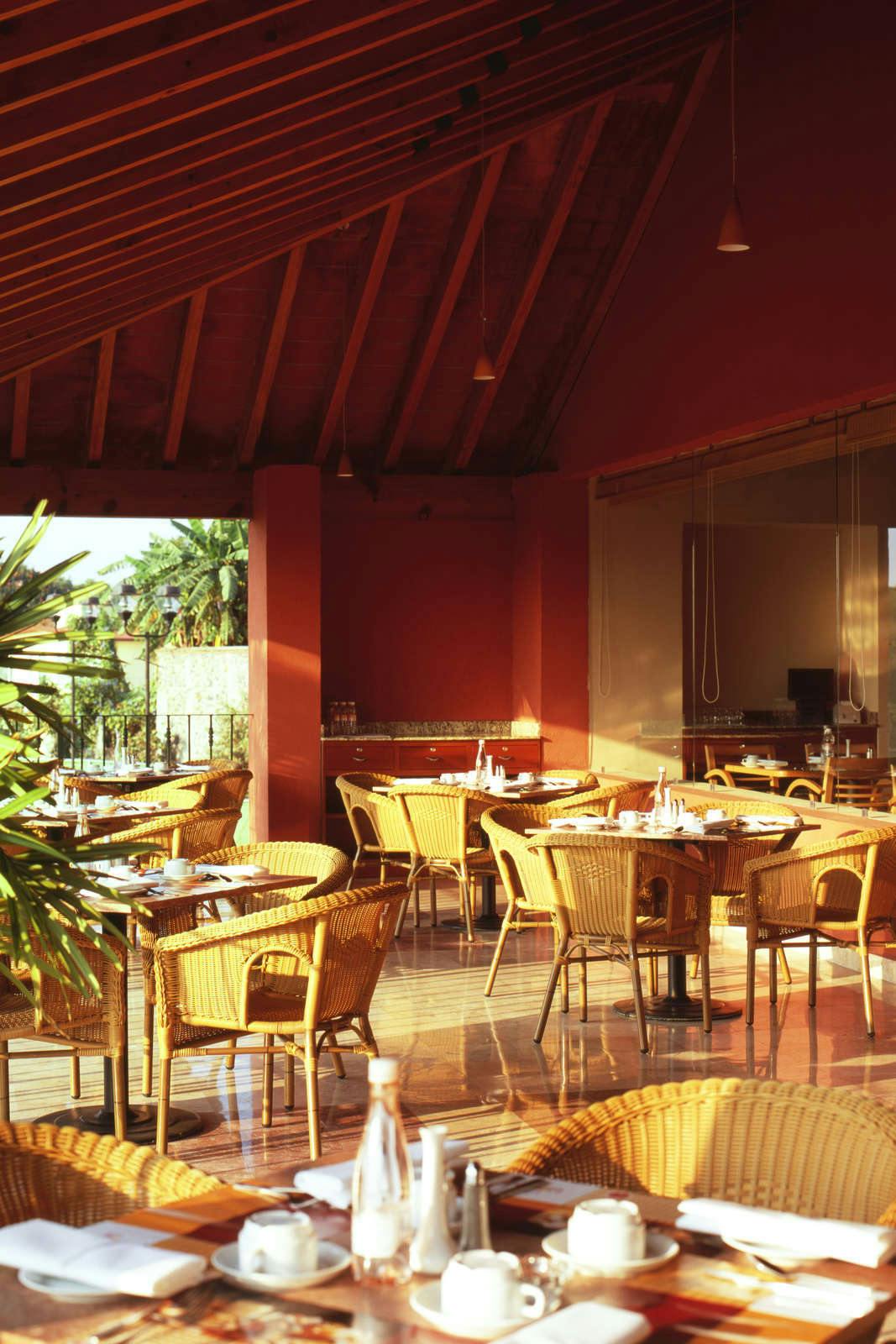 Hotel Fiesta Inn Cuernavaca photo 3