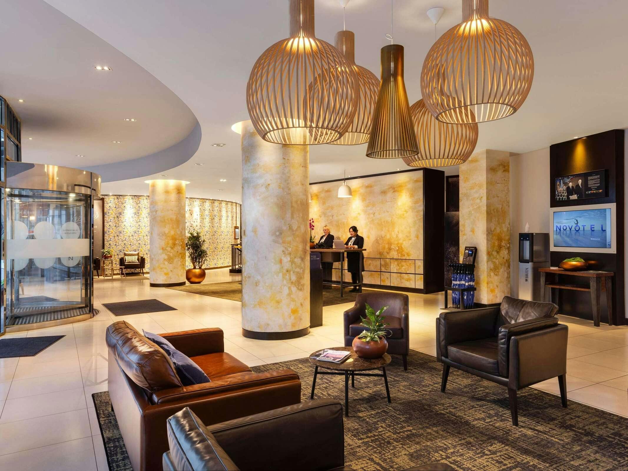 Hotel Novotel London Tower Bridge photo 2