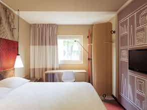 Hotel ibis Manchester Centre Princess Street photo 2