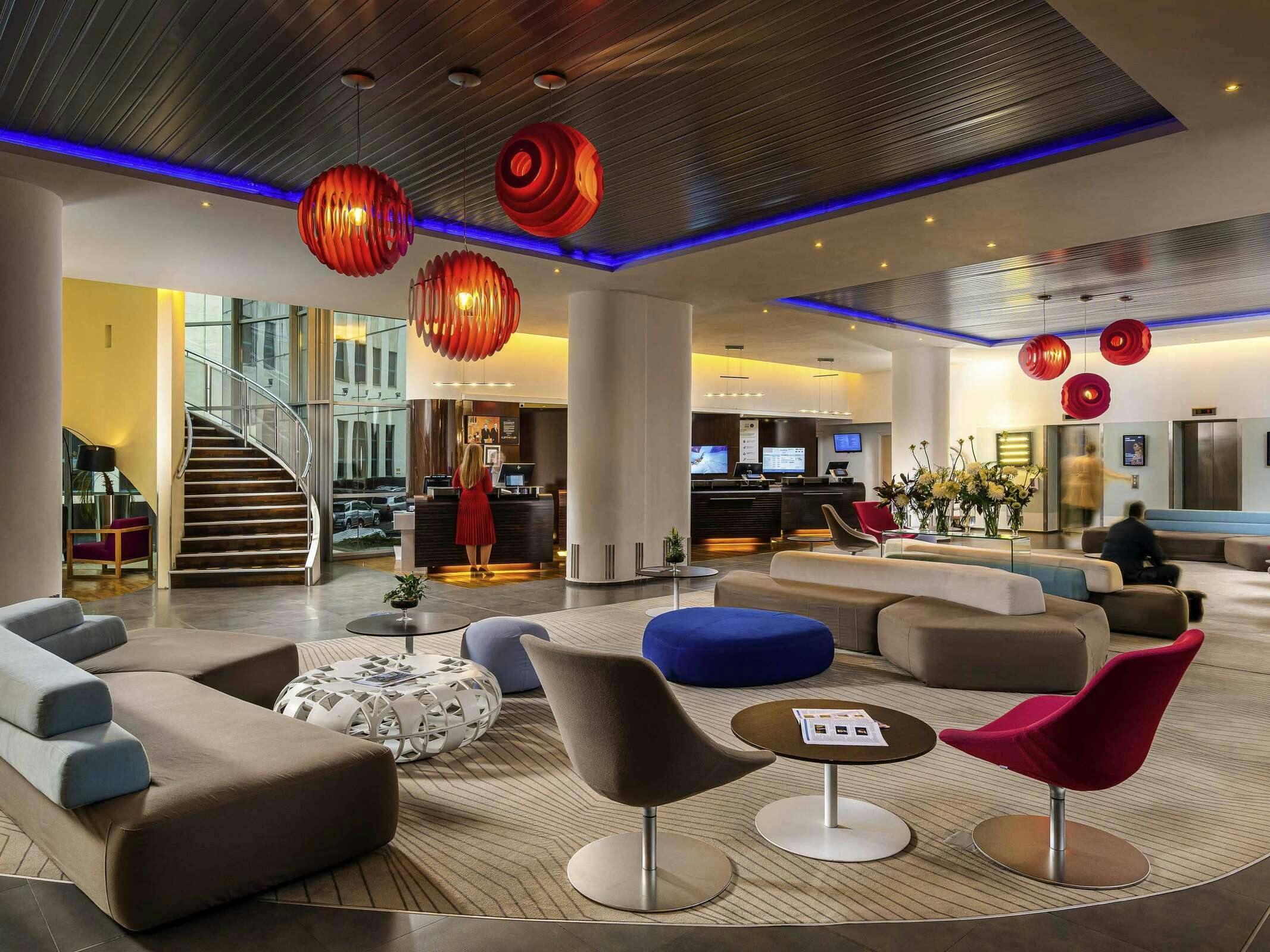 Hotel Novotel Bucharest City Centre photo 2