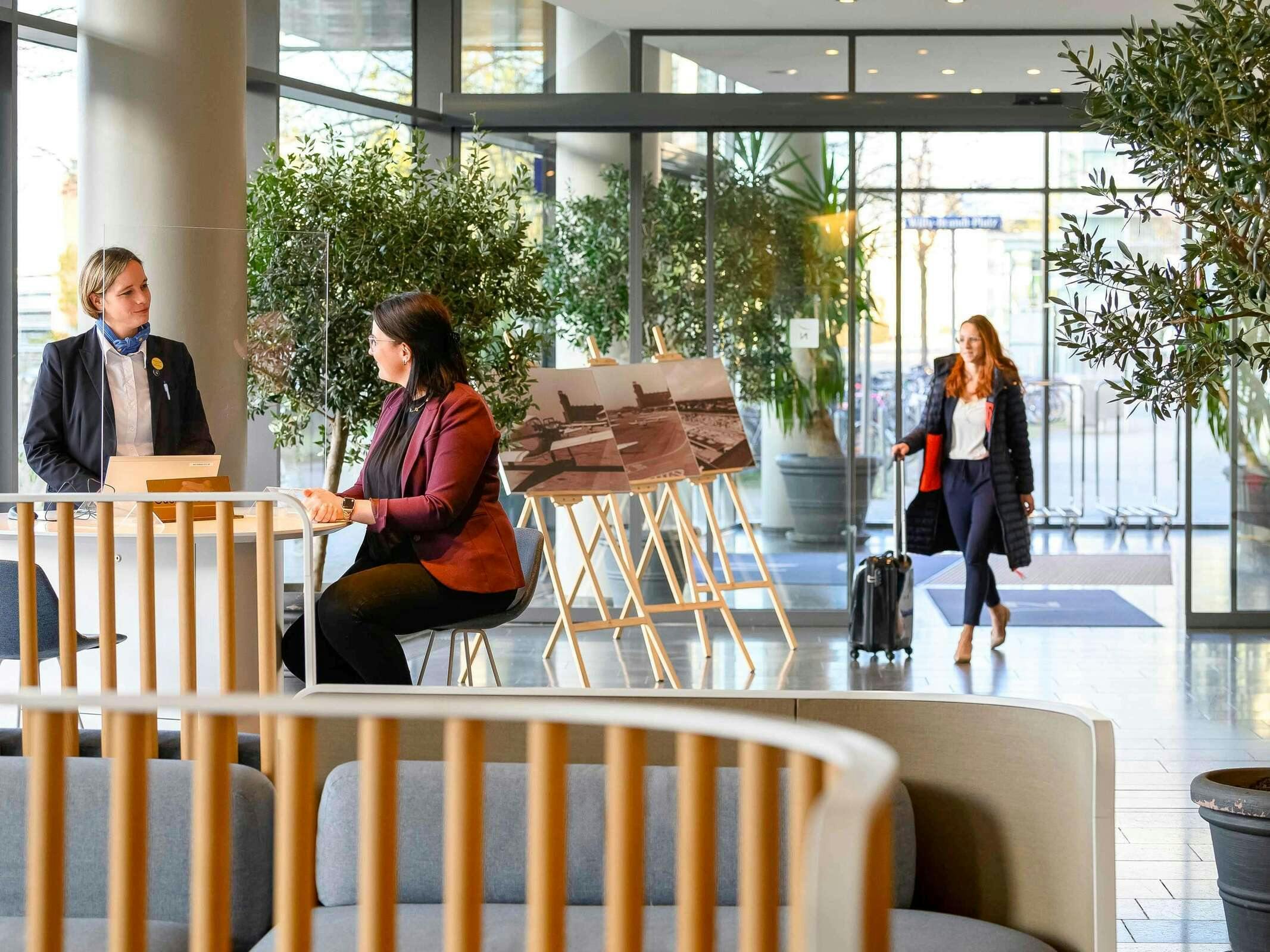 Hotel Novotel Muenchen Messe photo 3