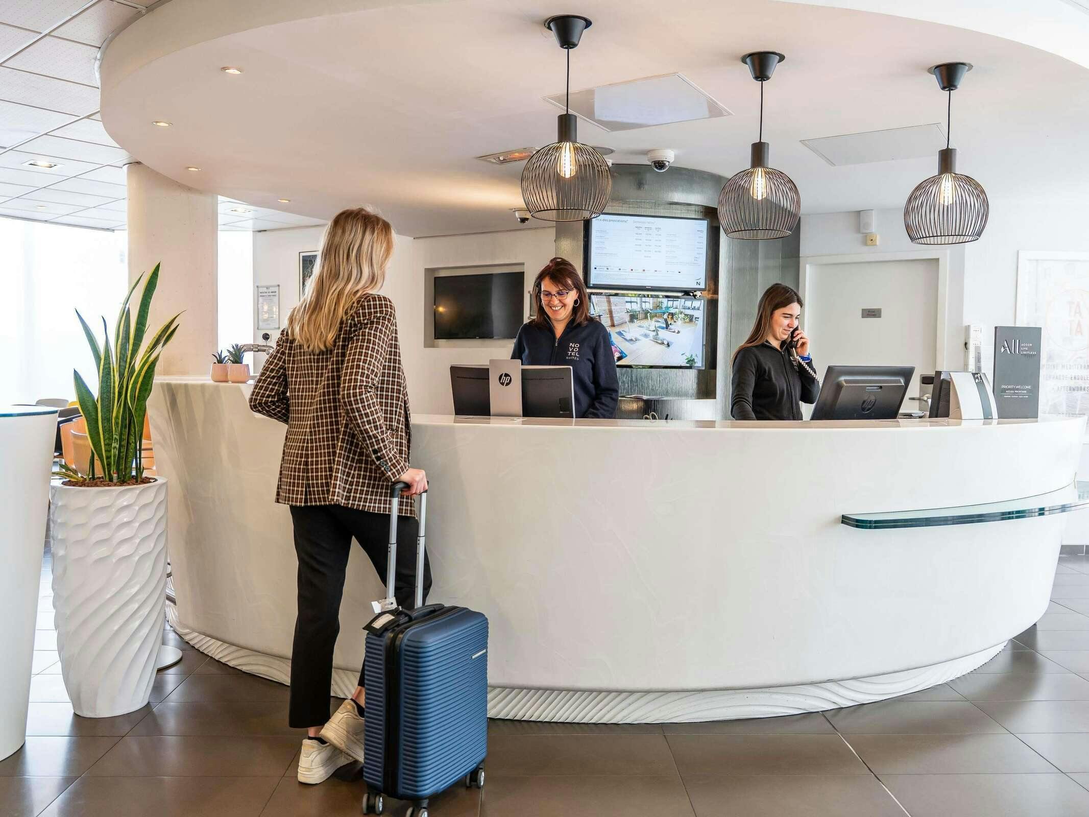 Hotel Novotel Suites Marseille Centre Euromed photo 3