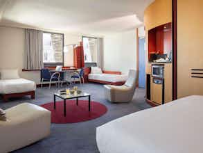 Hotel Novotel Suites Marseille Centre Euromed photo 4