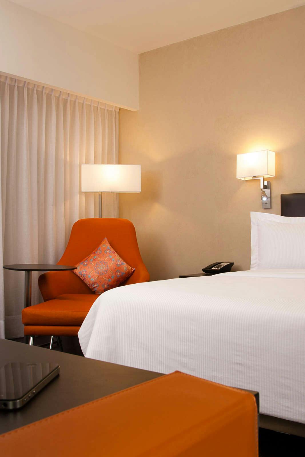 Hotel Fiesta Inn Puebla Las Animas photo 2